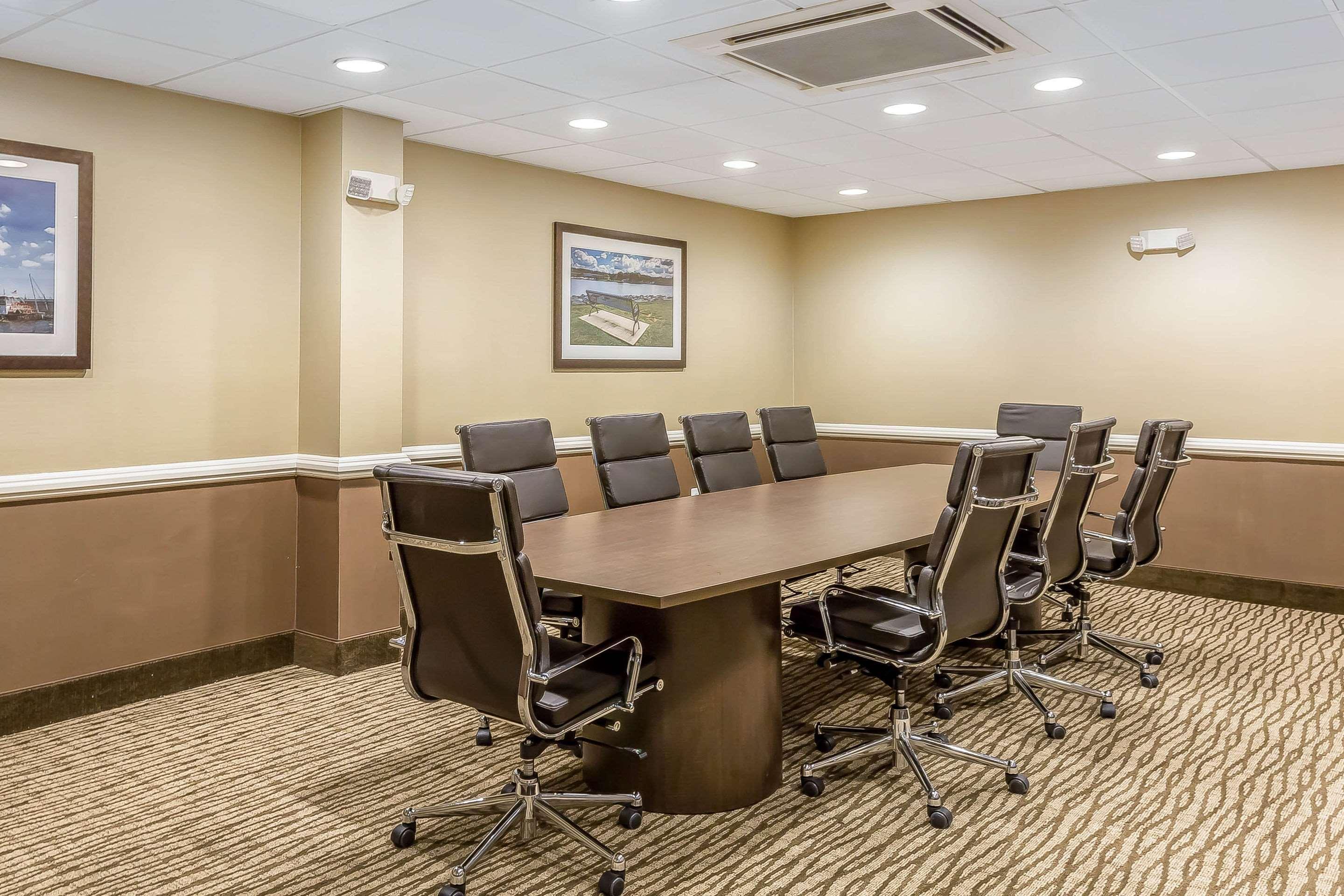 Comfort Inn & Suites Aberdeen Εξωτερικό φωτογραφία