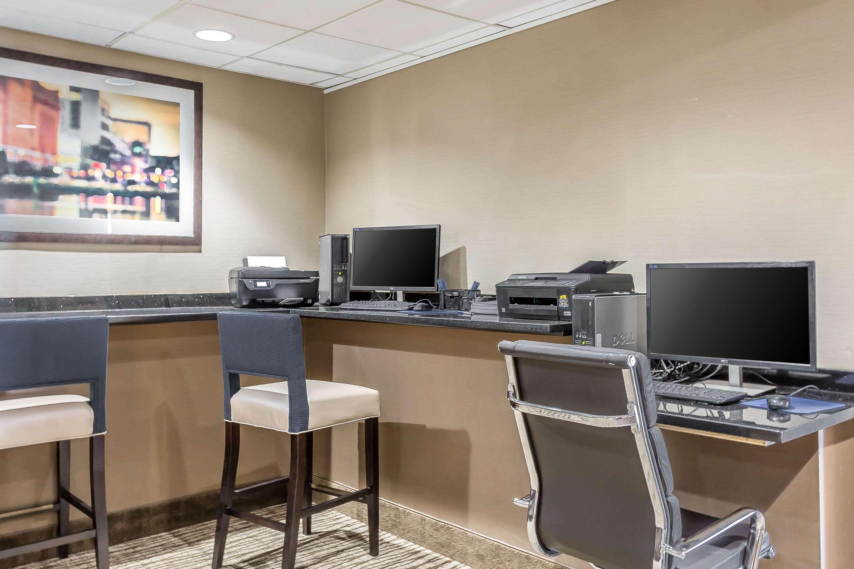 Comfort Inn & Suites Aberdeen Εξωτερικό φωτογραφία